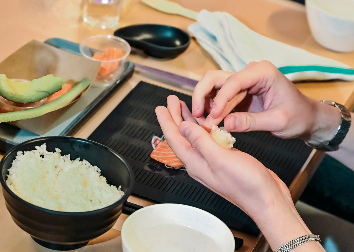 SUSHI MAKING DATE NIGHT FOR 2