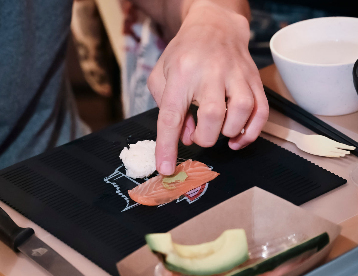 SUSHI MAKING DATE NIGHT FOR 2
